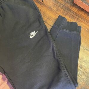 Nike men’s jogger’s black